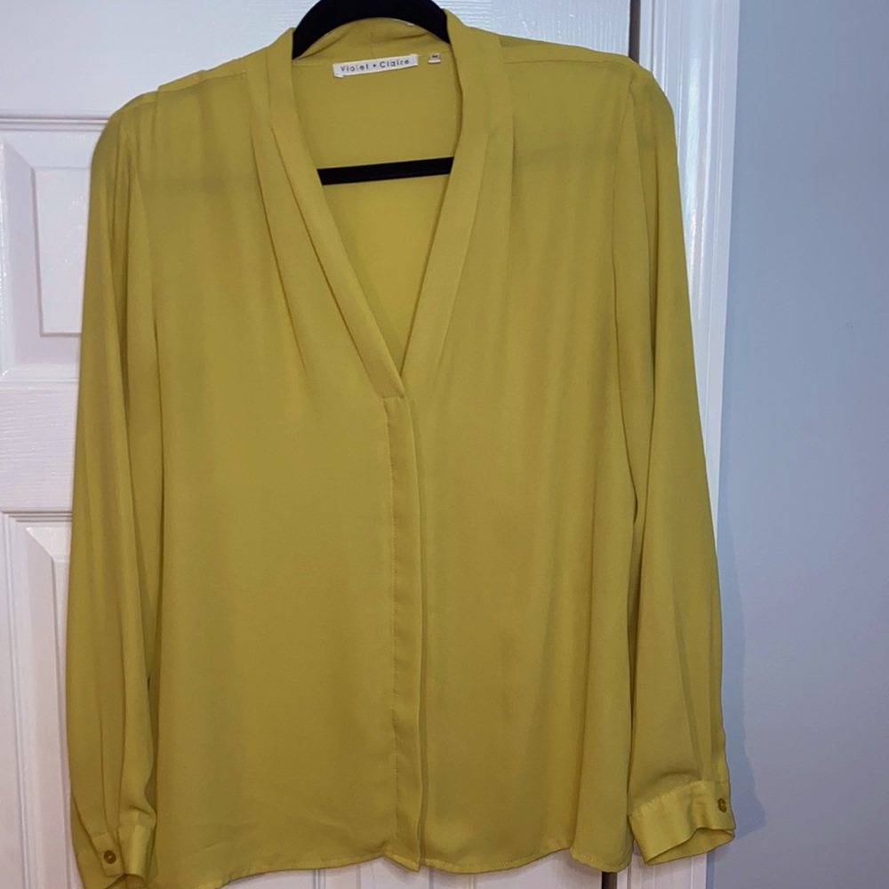 Violet&Claire yellow top